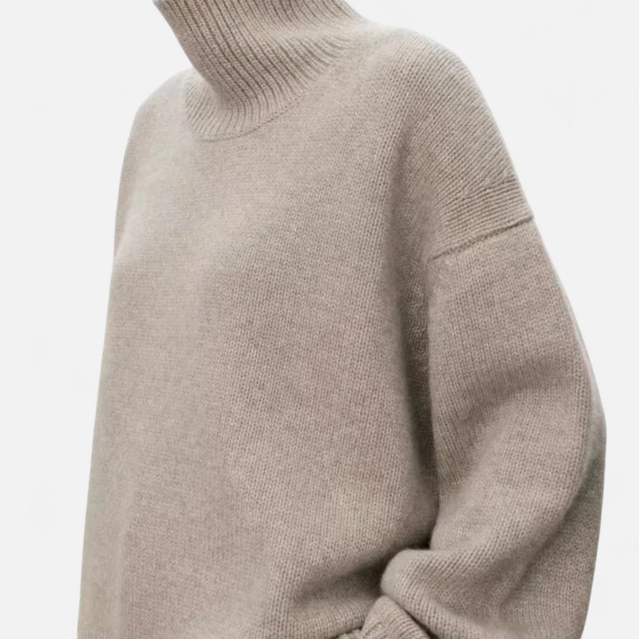 Camisola de lã para mulher – Elegância intemporal com gola alta