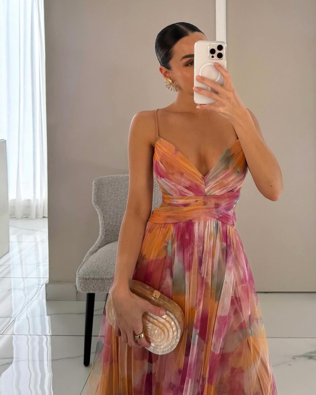 Vestido largo de mujer con estampado floral