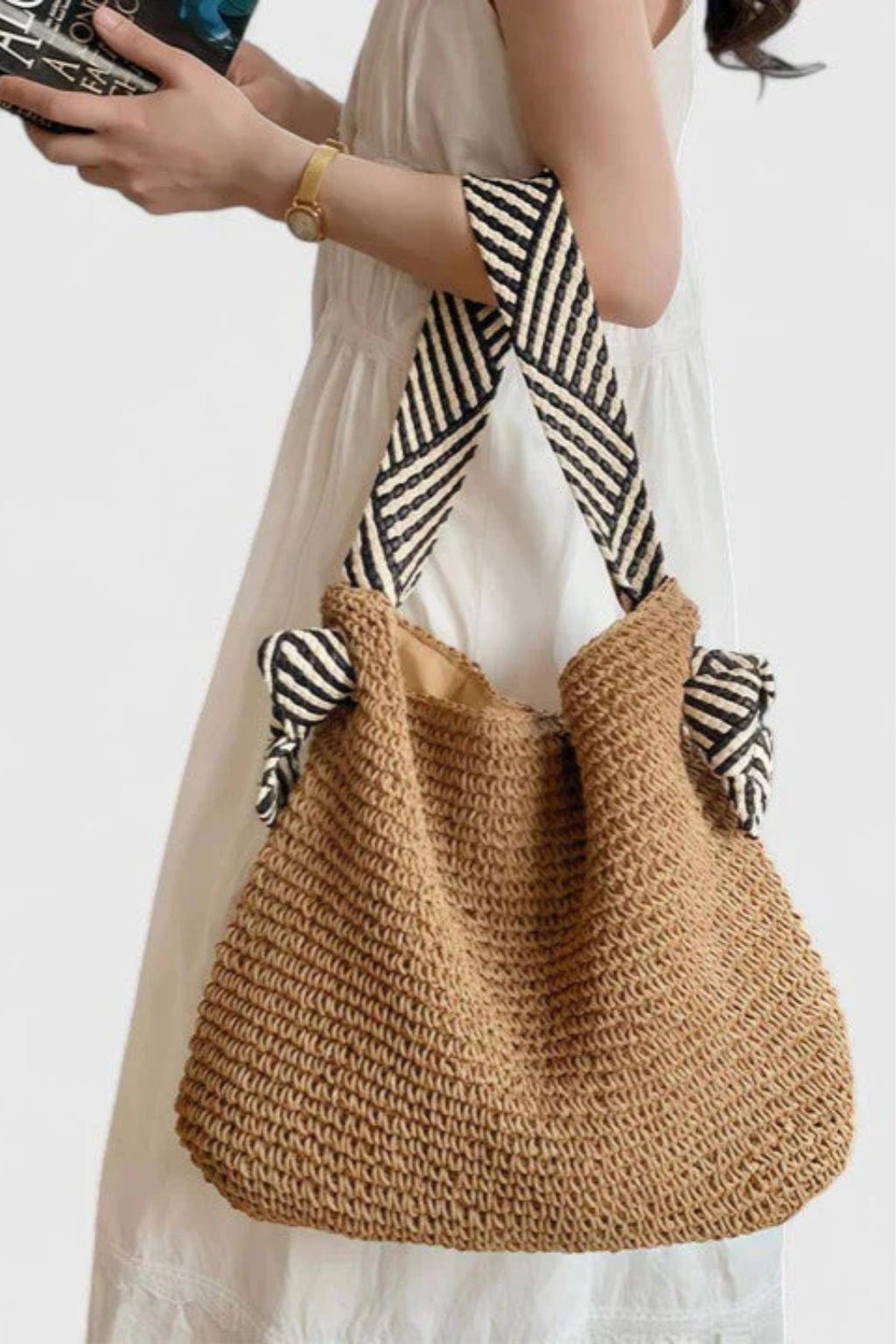 Briar | Sac cabas femme en paille tressée avec bandoulière contrastée