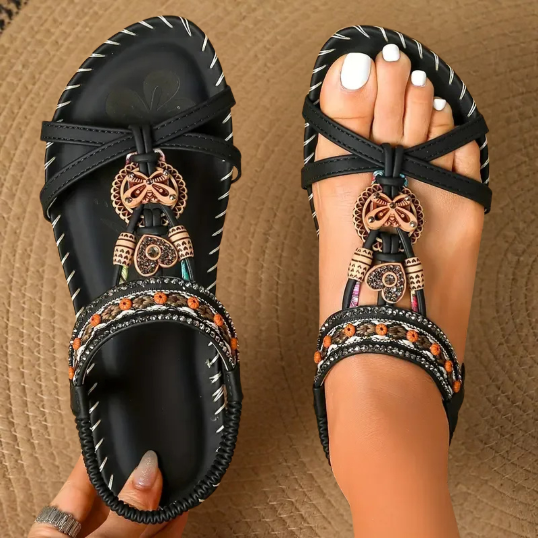 Γυναικεία σανδάλια Boho με διακοσμητικές χάντρες και ελαστικό λουράκι