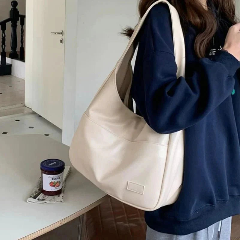 Dámská prostorná kabelka přes rameno z umělé kůže, hobo bag, casual elegantní