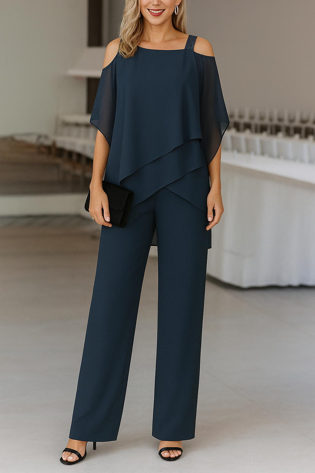 Ensemble femme élégant deux pièces avec blouse asymétrique et pantalon