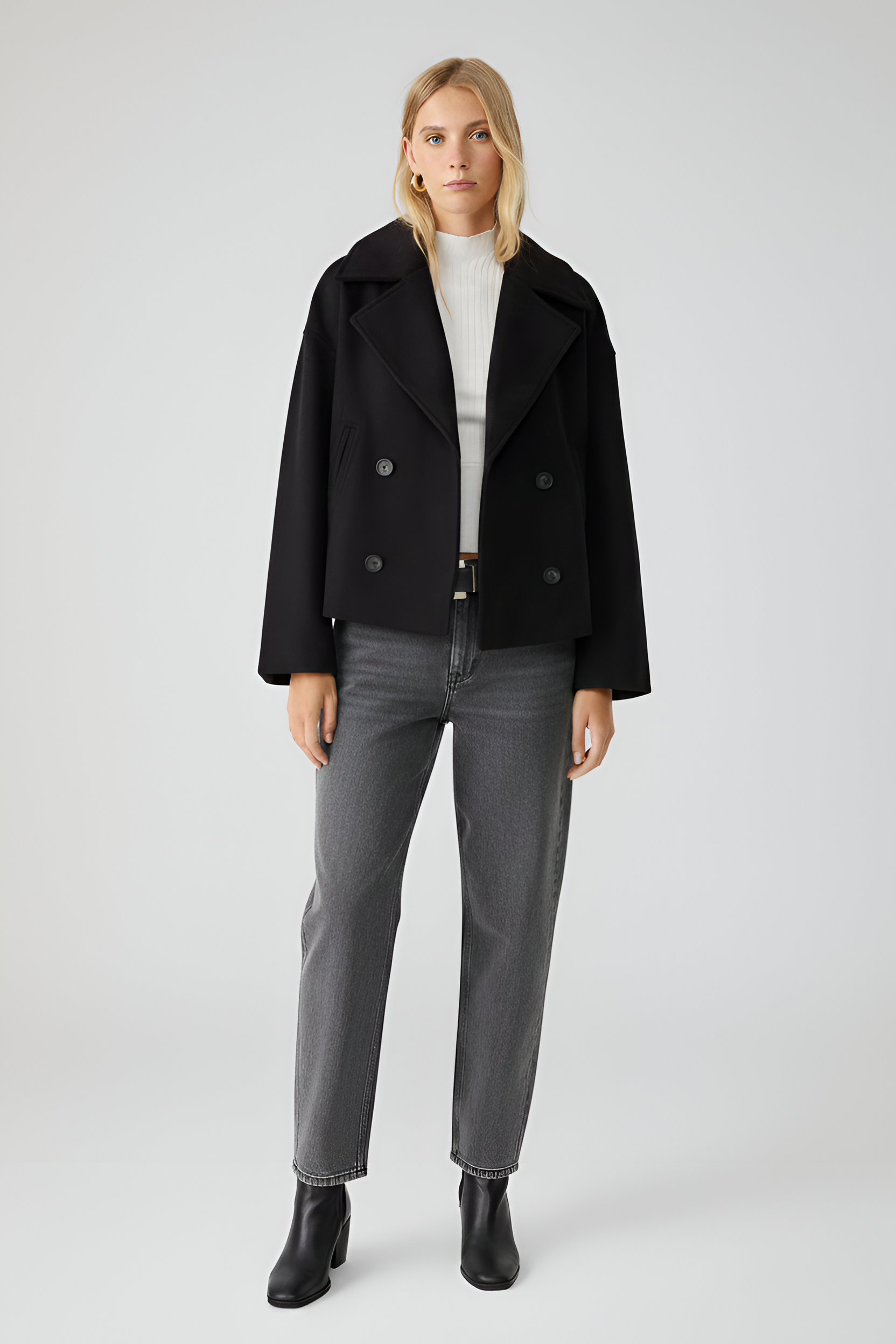 Chaqueta corta de mujer de doble botonadura elegante con ajuste regular