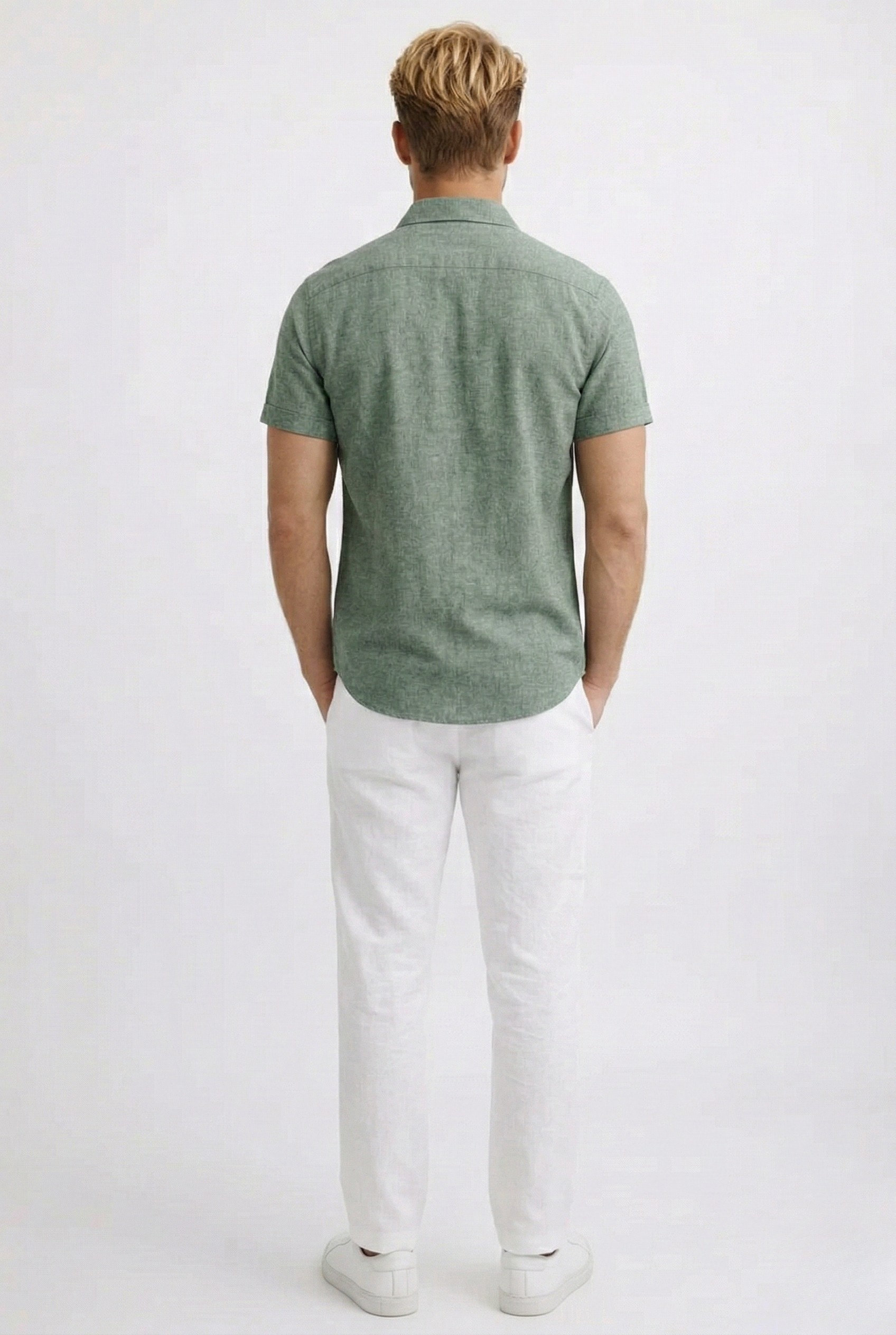 Camisa de Homem em Linho Manga Curta Ajustada de Verão Casual Elegante