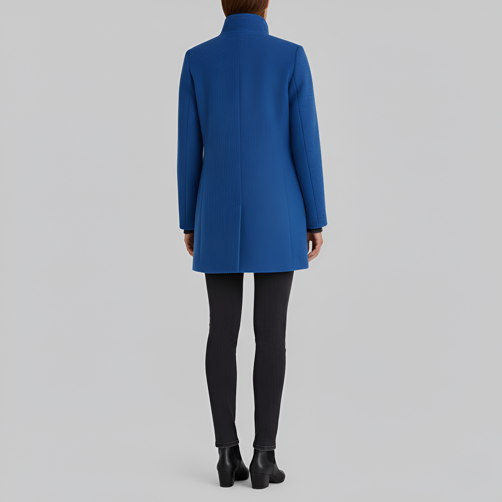 Cappotto femminile elegante dal design essenziale