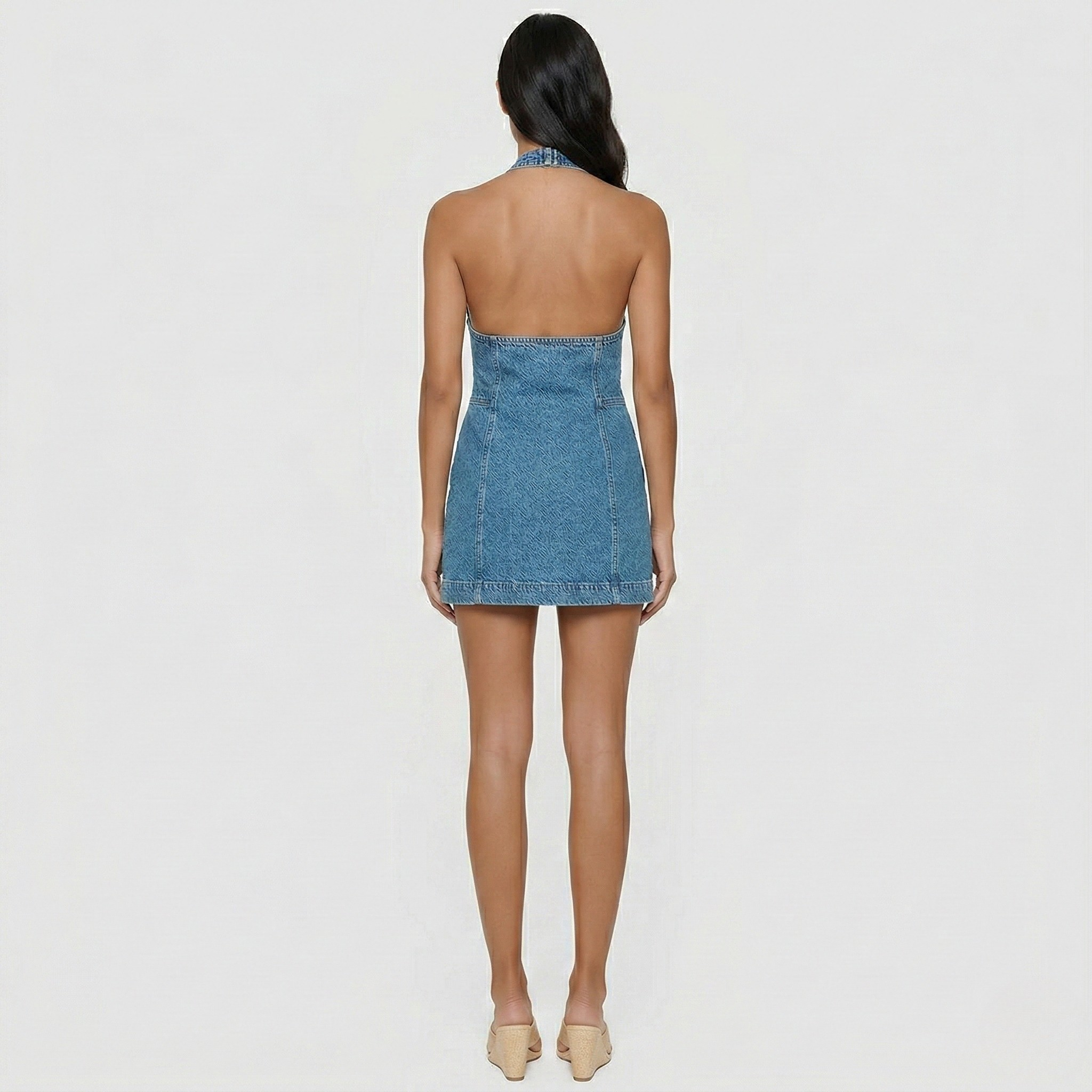 Mini-kjole i denim til kvinder med amerikansk udskæring og cut-out foran