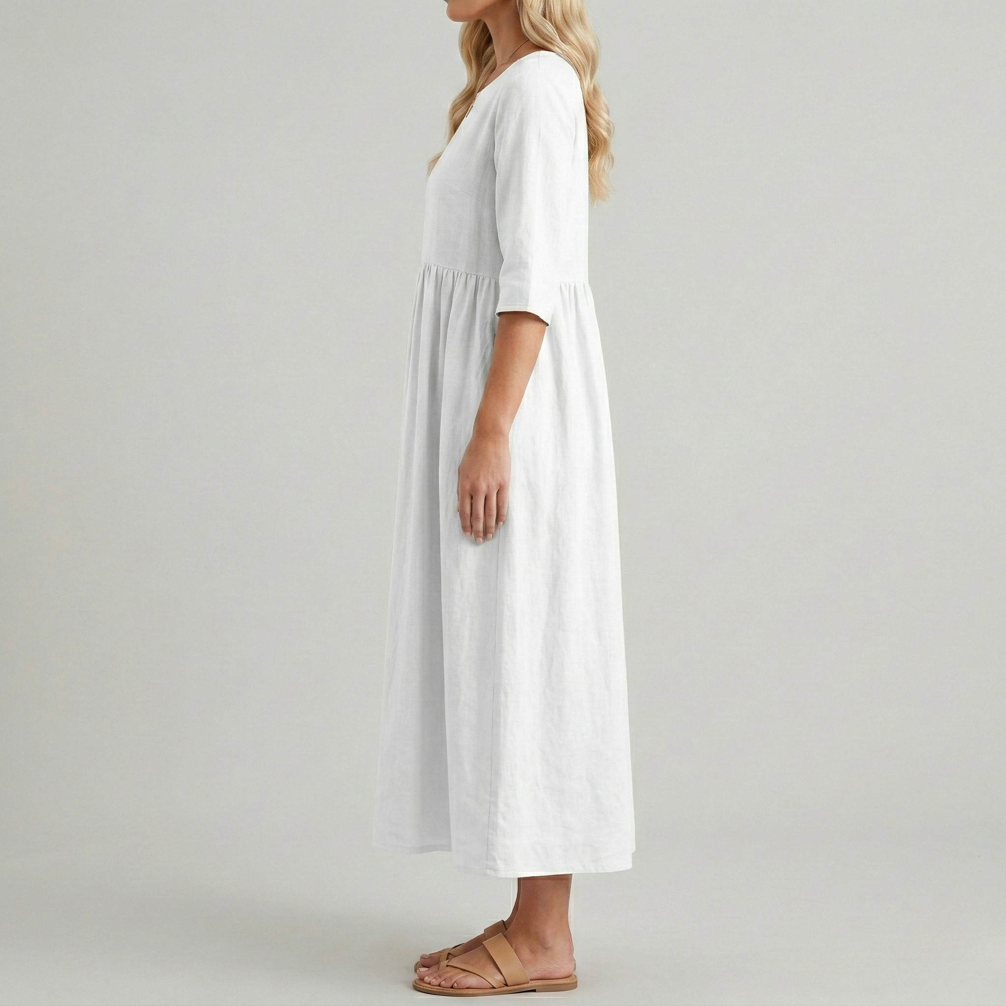 Vestido midi de mulher em algodão com mangas curtas e bolsos laterais casuais