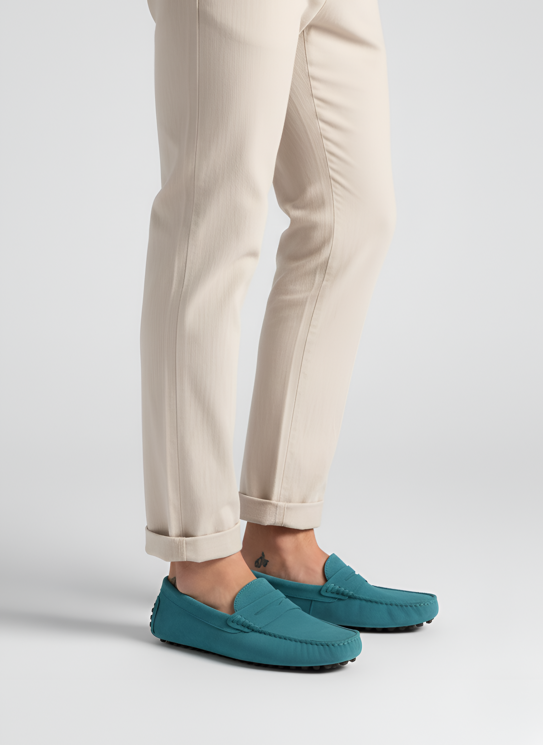 Men's Suede Leather Moccasins with Driver Sole and Comfort Fit