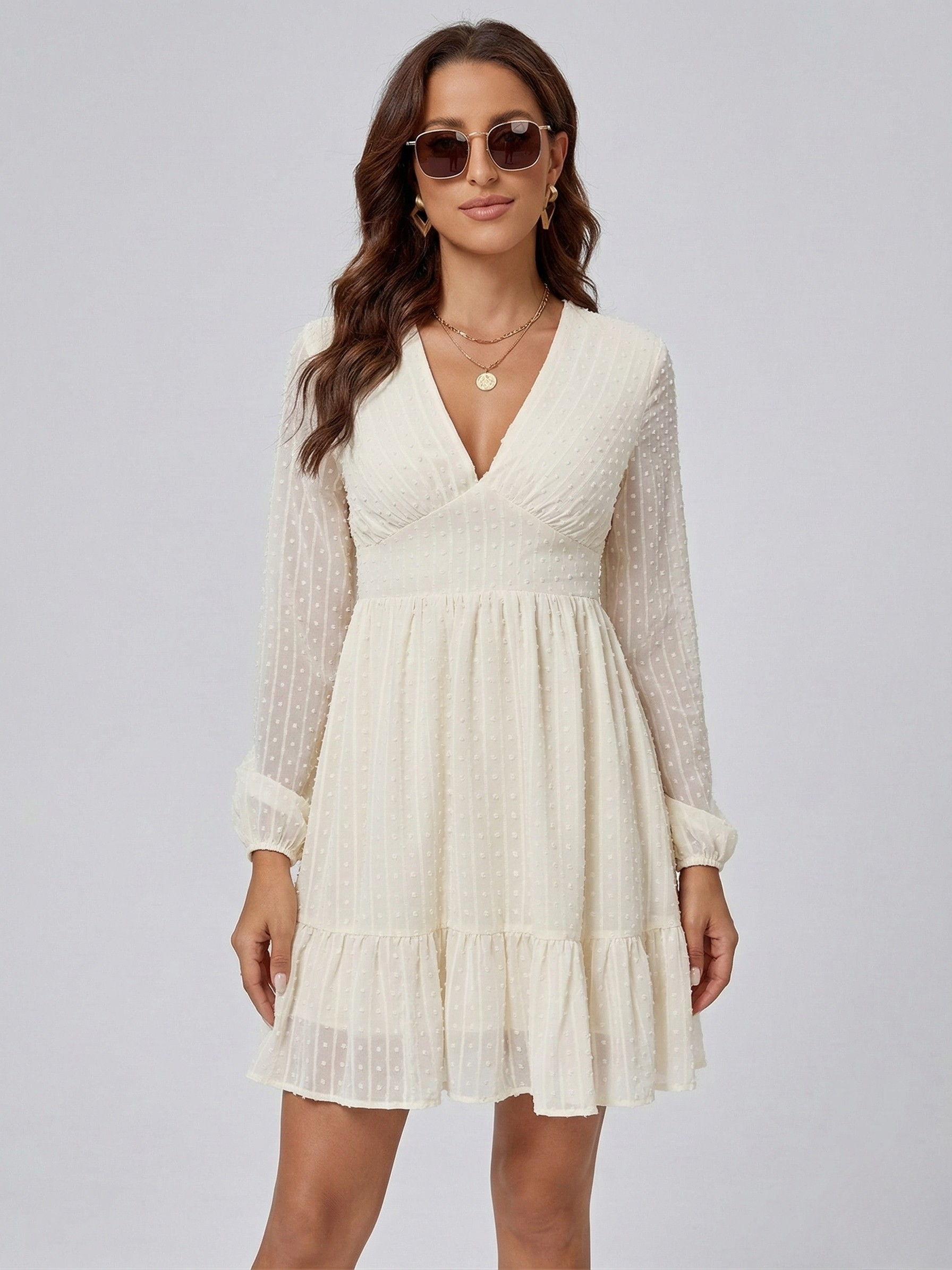 Vestido curto de mulher com decote em V, mangas compridas, vestido elegante em chiffon com folhos