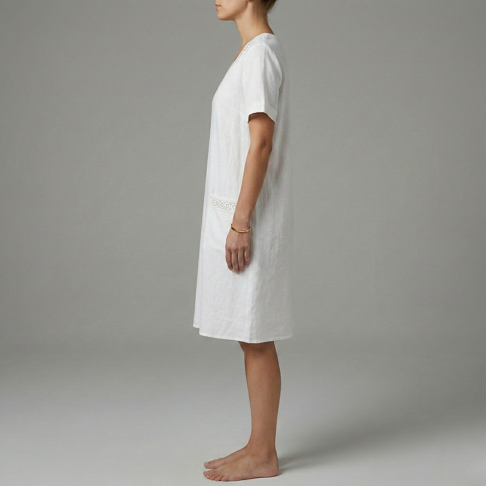 Vestido de verão para mulher em algodão com decote em V, bolsos e mangas curtas