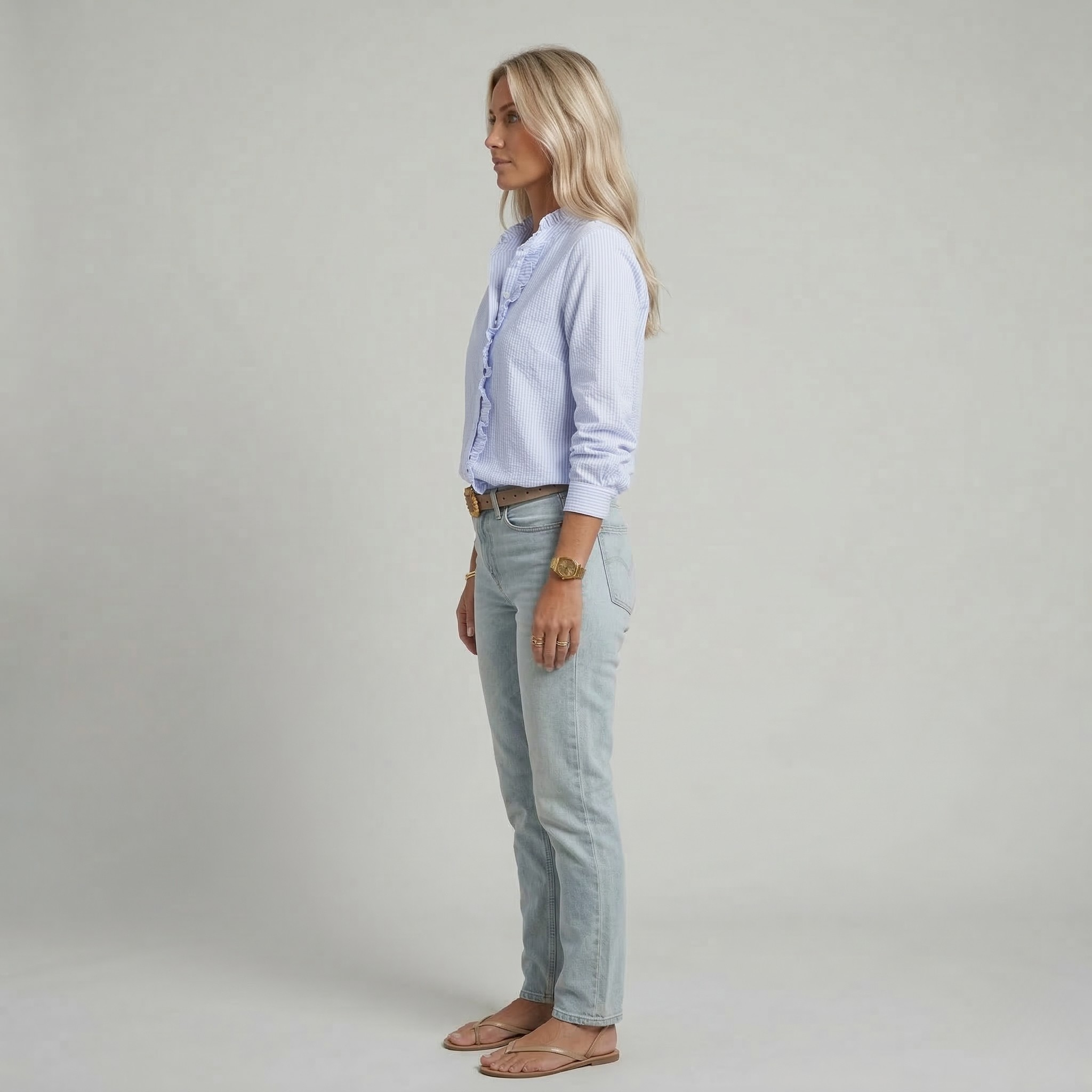 Harper | Damska bluzka z falbanami i guzikami