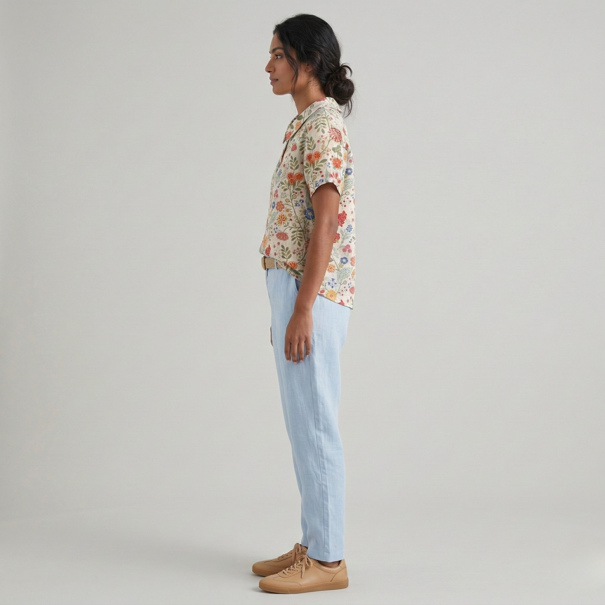 Camisa de mulher em algodão com estampado floral, manga curta, blusa casual de verão