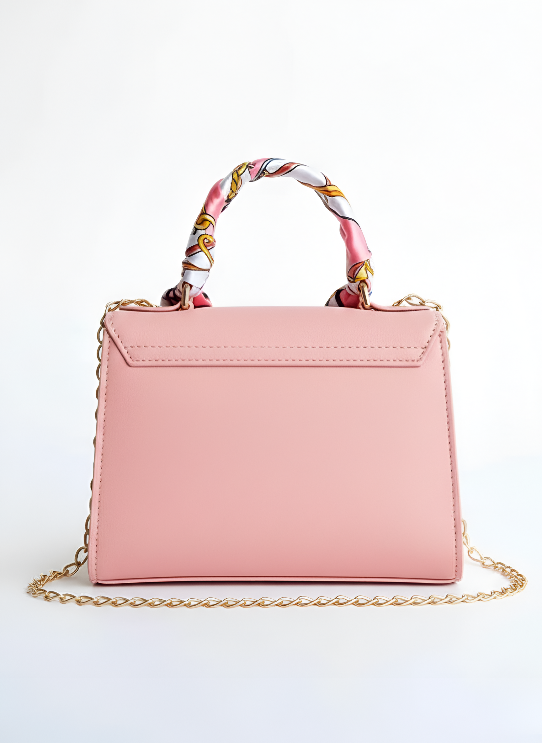 Borsa donna a mano con foulard decorativo e tracolla a catena