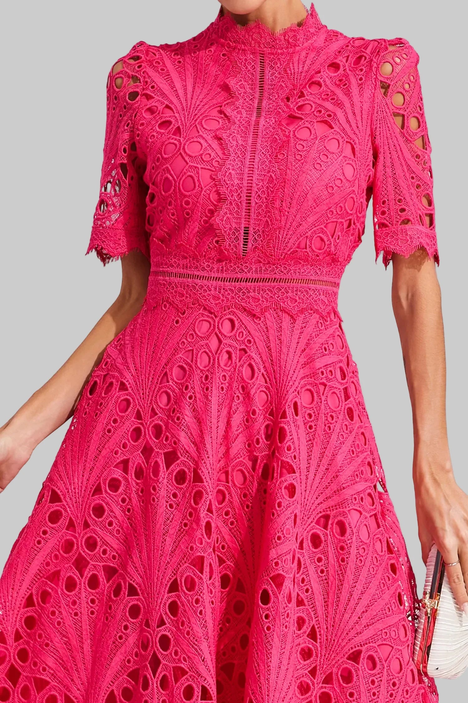 Abito Midi in Pizzo Sangallo da Donna con Maniche Corte