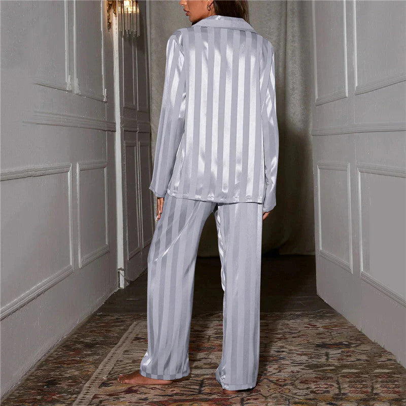 Pigiama donna satinato con camicia e pantaloni