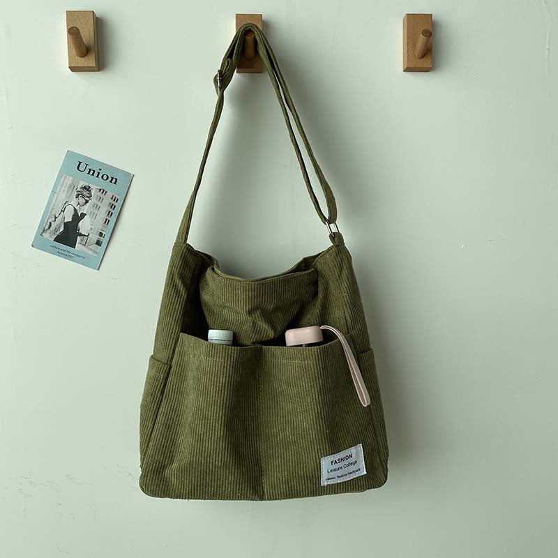 Sac bandoulière en velours côtelé