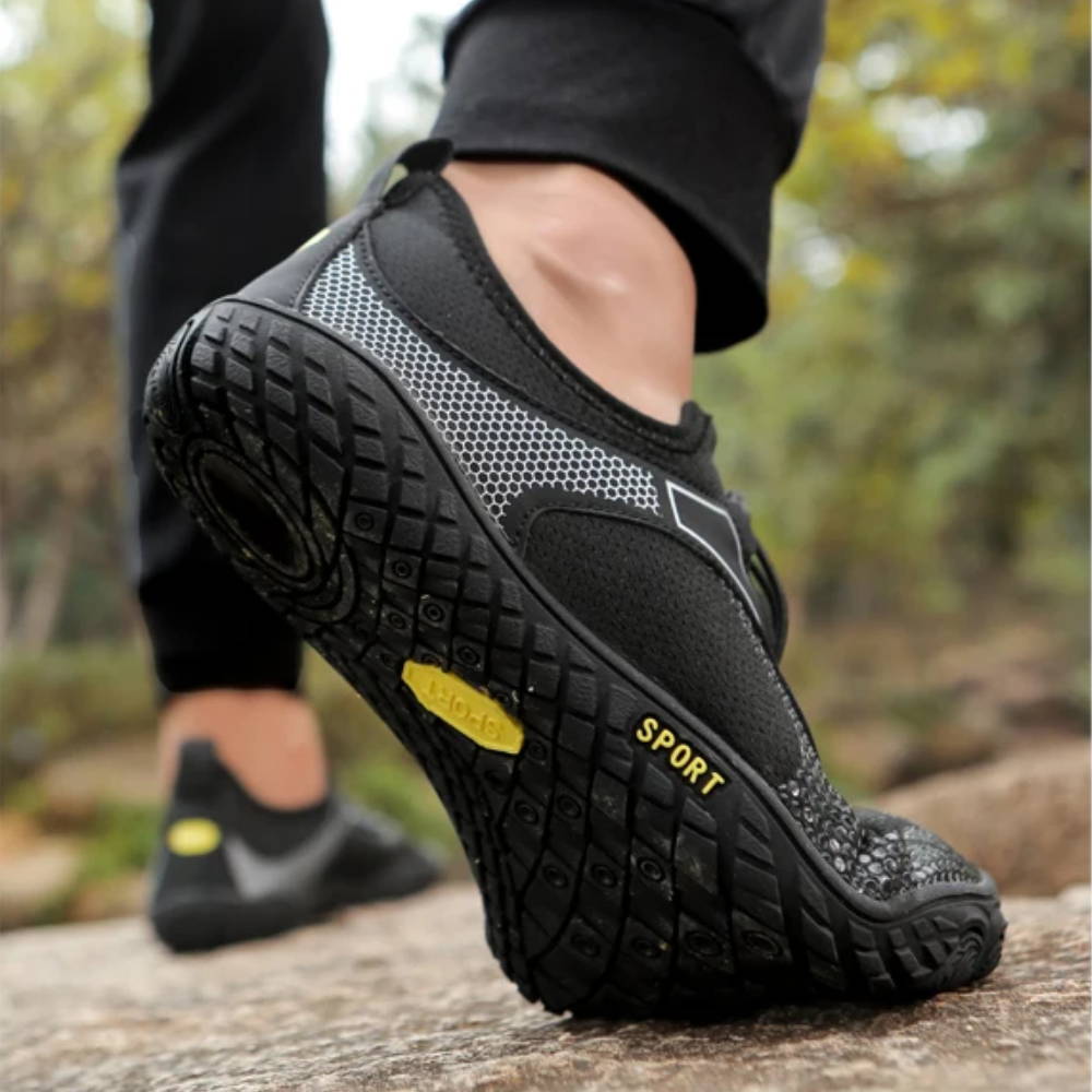 Pantofi Barefoot pentru bărbați, pentru mers, cu design minimalist și ușor.