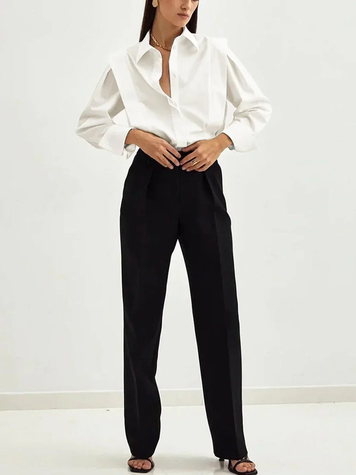 Damebluse med tern, flere knapper og forskellige farver
