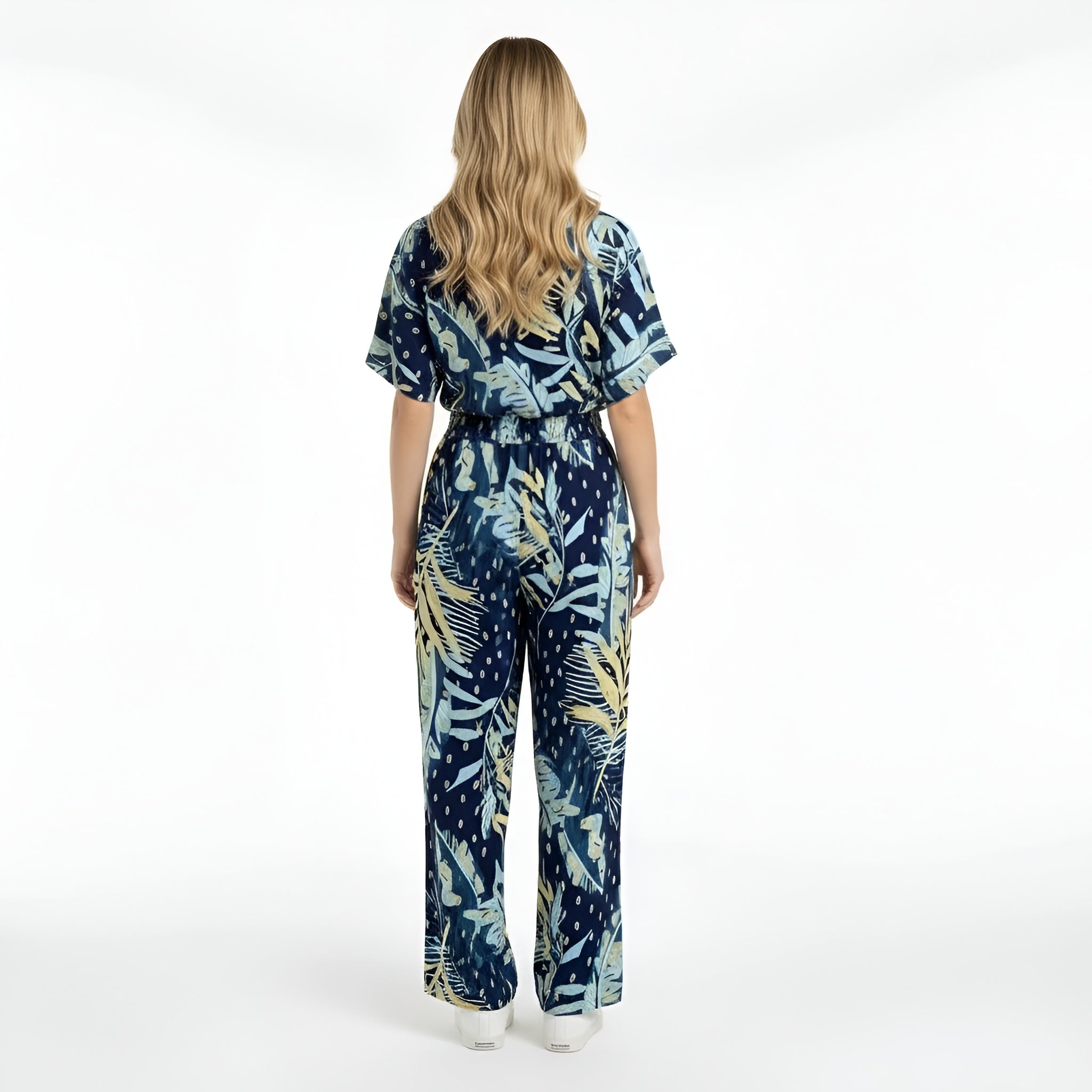 Dámský dlouhý overal s potiskem listů, výstřih do V, krátký rukáv, ležérní letní jumpsuit