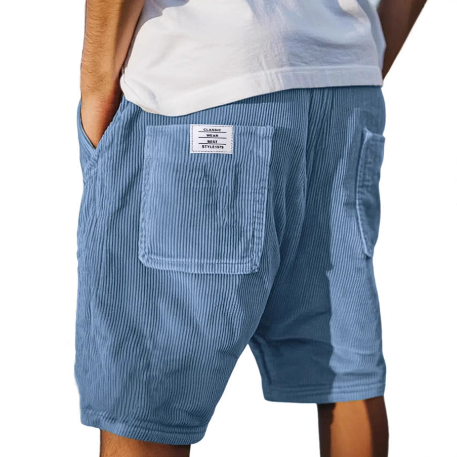 Pantaloni scurți pentru bărbați cu structură în dungi și buzunare cusute