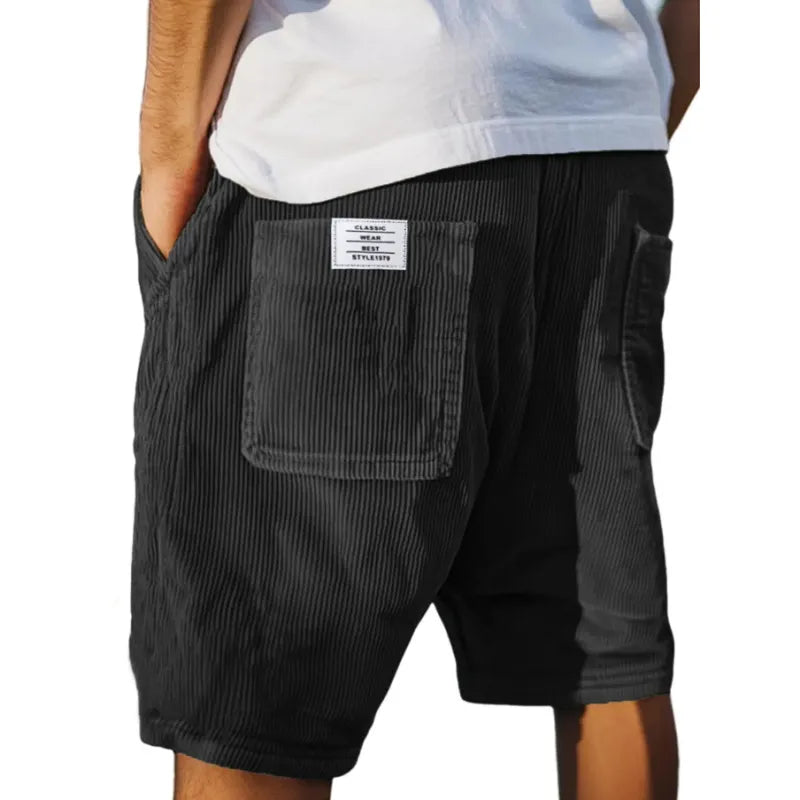 Pantaloni scurți pentru bărbați cu structură în dungi și buzunare cusute