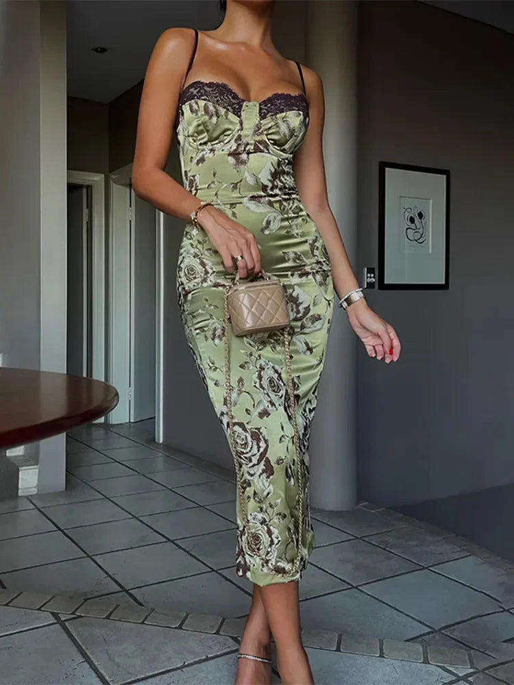 Women's Floral Midi Dress with Heart Neckline and Strapless Design