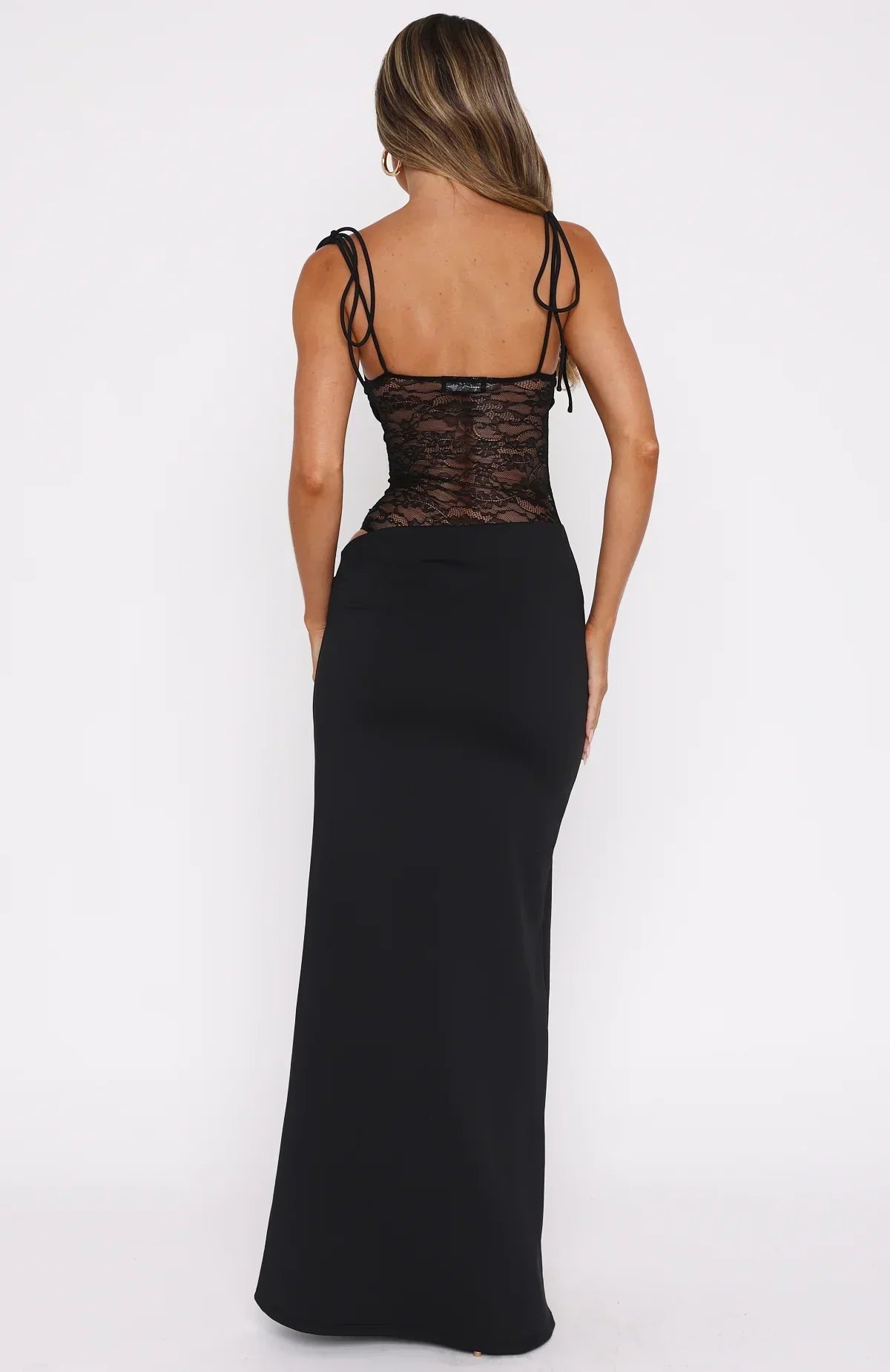 Fitted Long Dress with Lace and Adjustable Ties