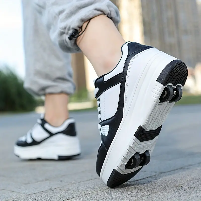 Γυναικεία sneakers με χοντρή σόλα και ρυθμιζόμενο κλείσιμο
