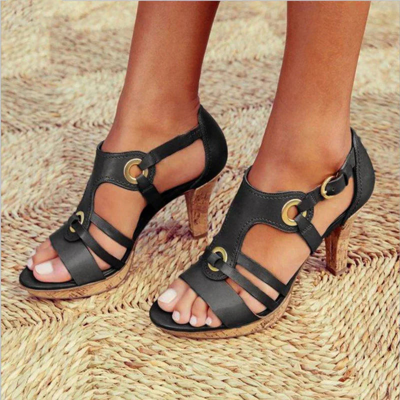 Women's Sandals with Wide Heel and Adjustable Ankle Strap
