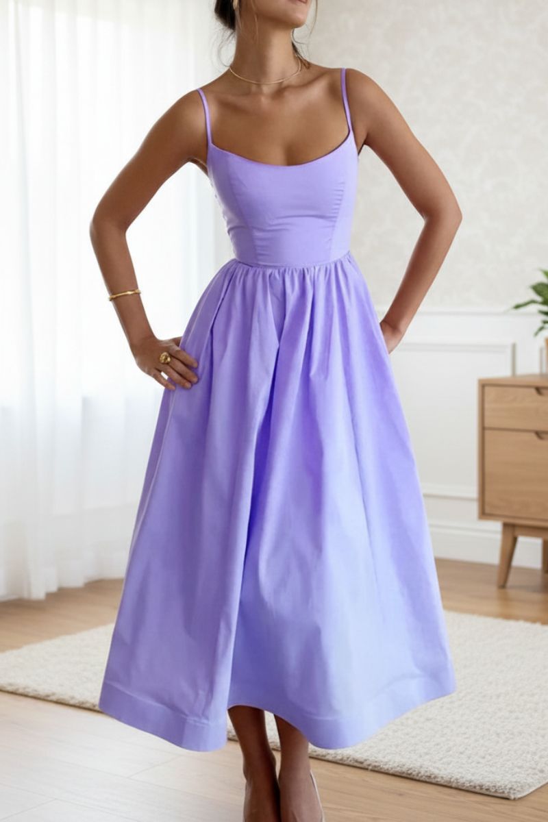 Vestido Midi Feminino com Alças Finas e Saia Evasê