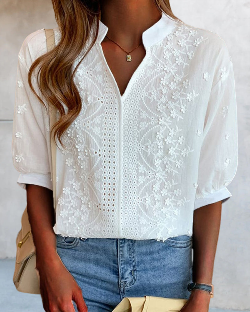 Blouse pour femme – Top avec col en V et manches bouffantes, mélange de coton et détails patchwork