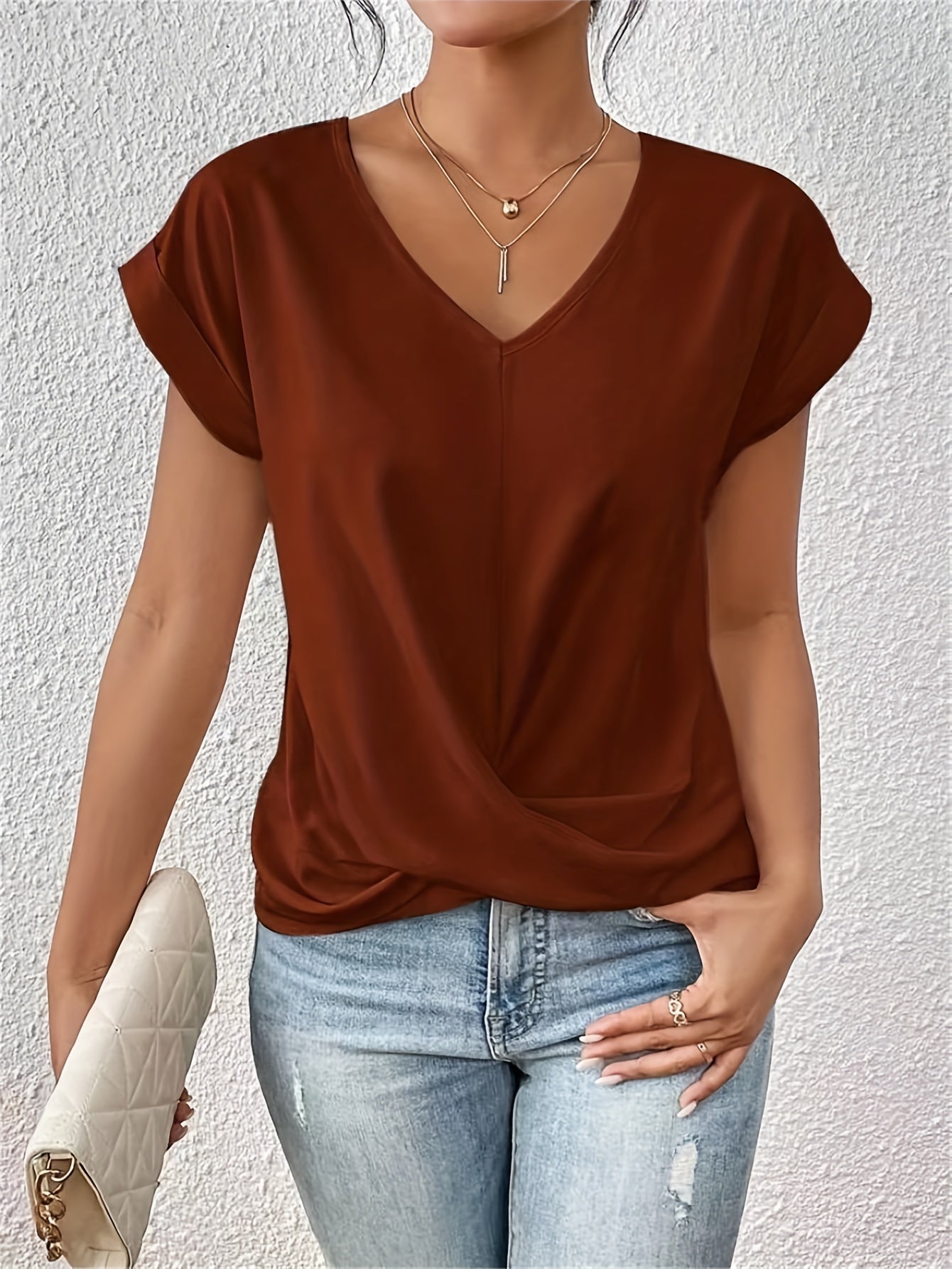 Top Donna – V-nyakú csomós részlettel, elegáns redőzéssel és kényelmes szabással