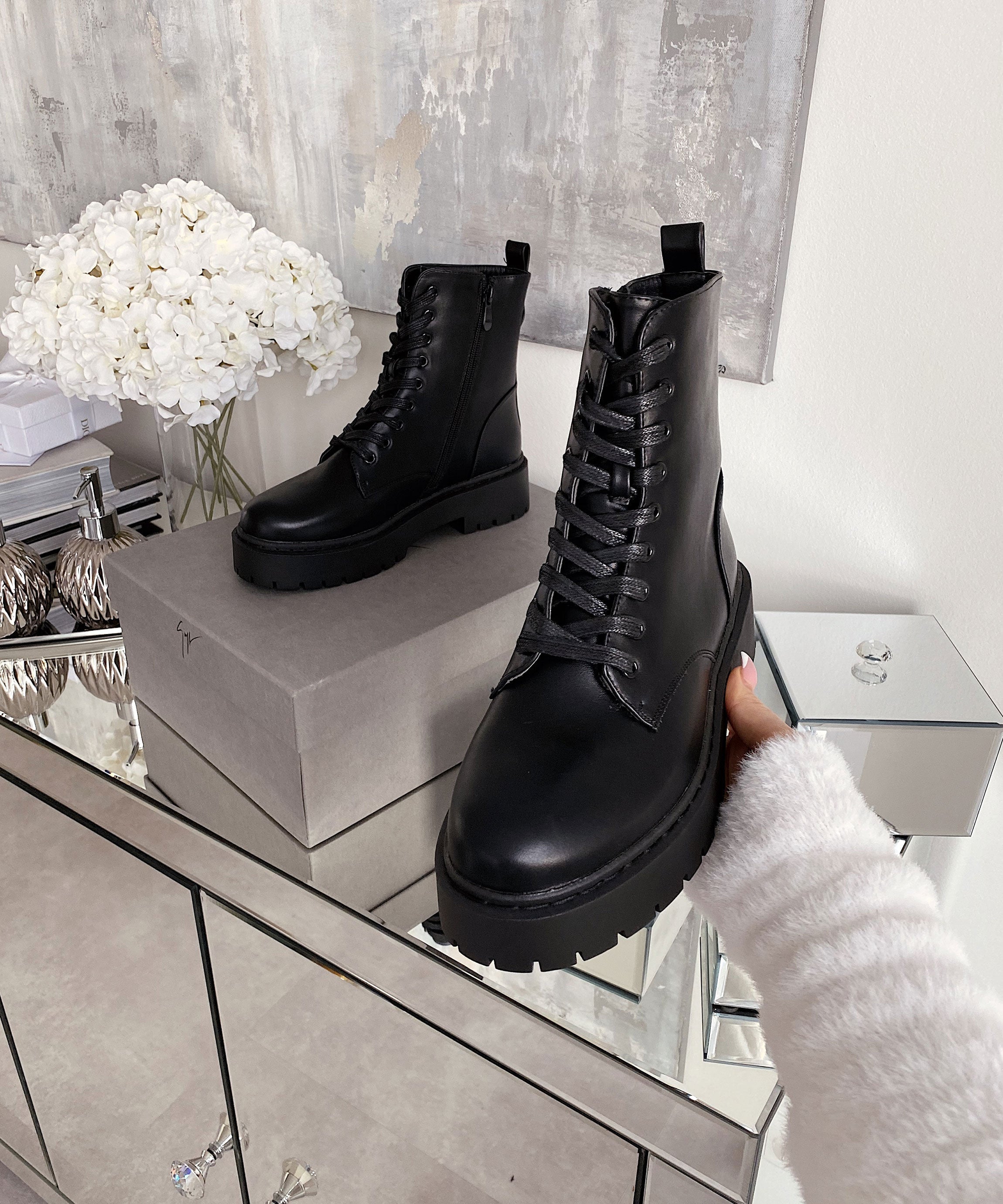 Stivaletti da Combattimento con Zeppa da Donna | Stivaletti con Lacci e Suola Spessa