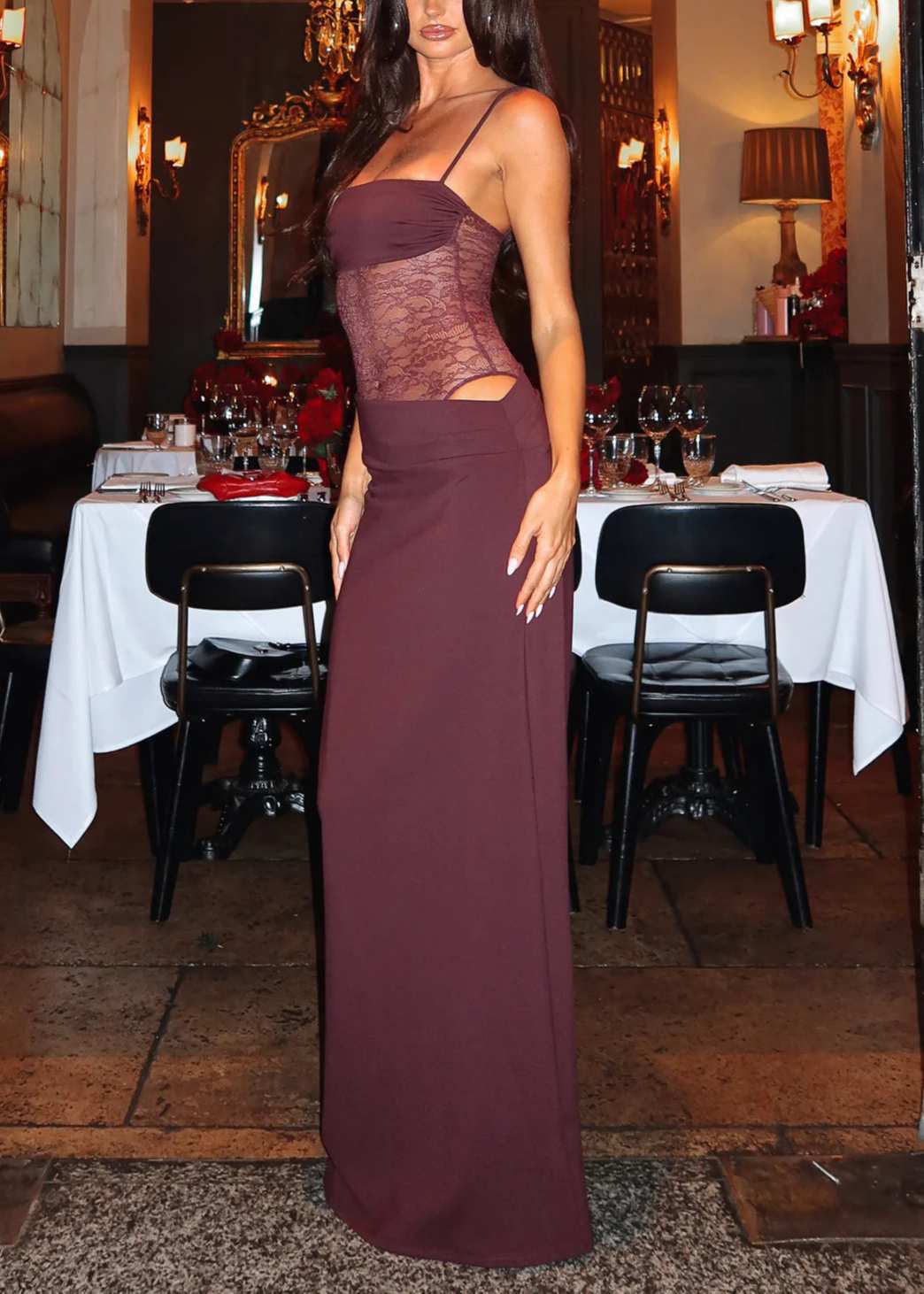 Fitted Long Dress with Lace and Adjustable Ties