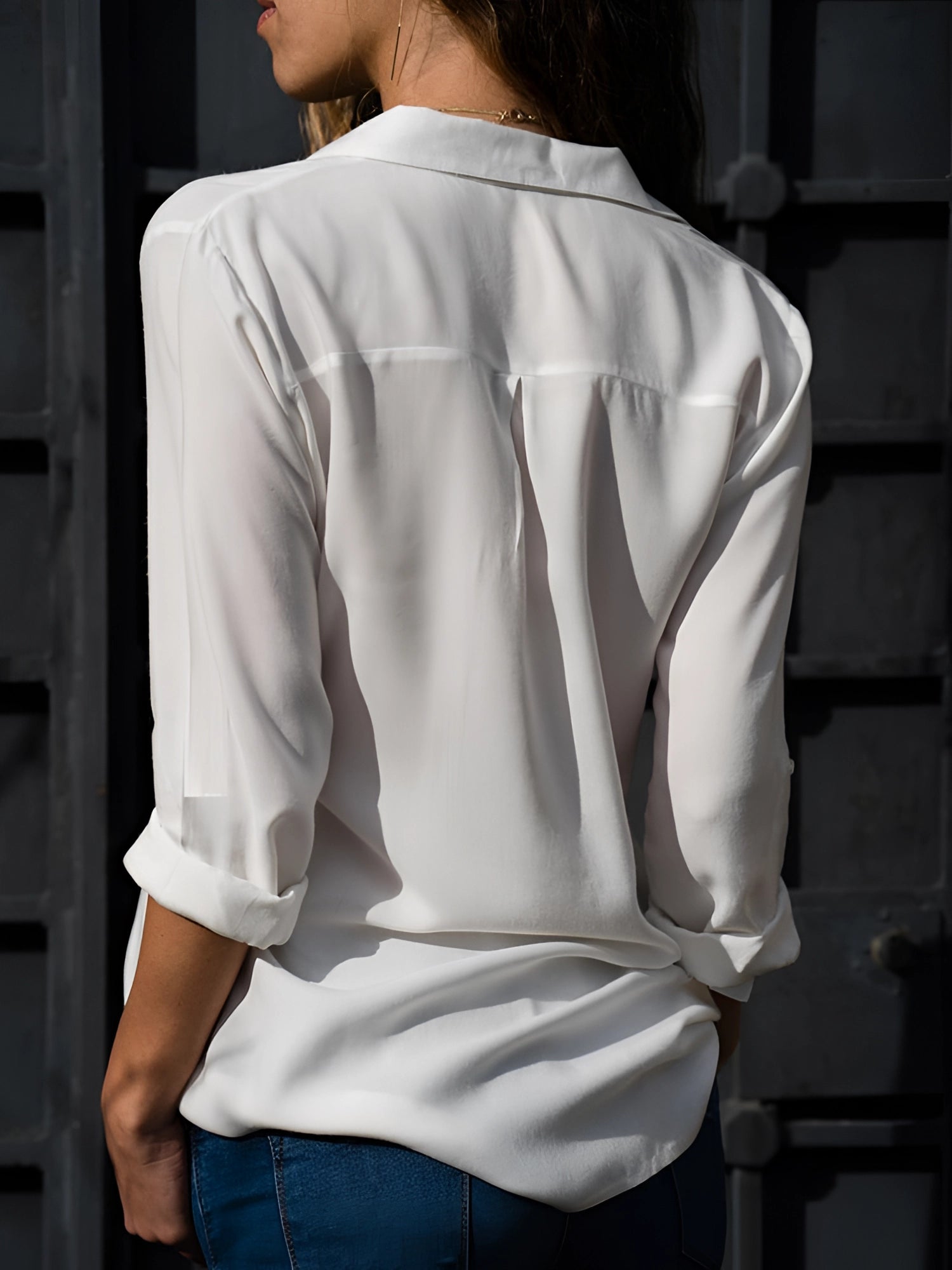 Elegant bluse med lange ærmer til kvinder