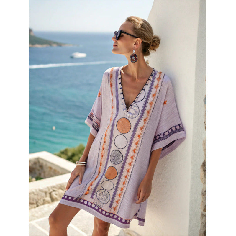 Sukienka kaftanowa boho z haftem dla kobiet - elegancka i zwiewna