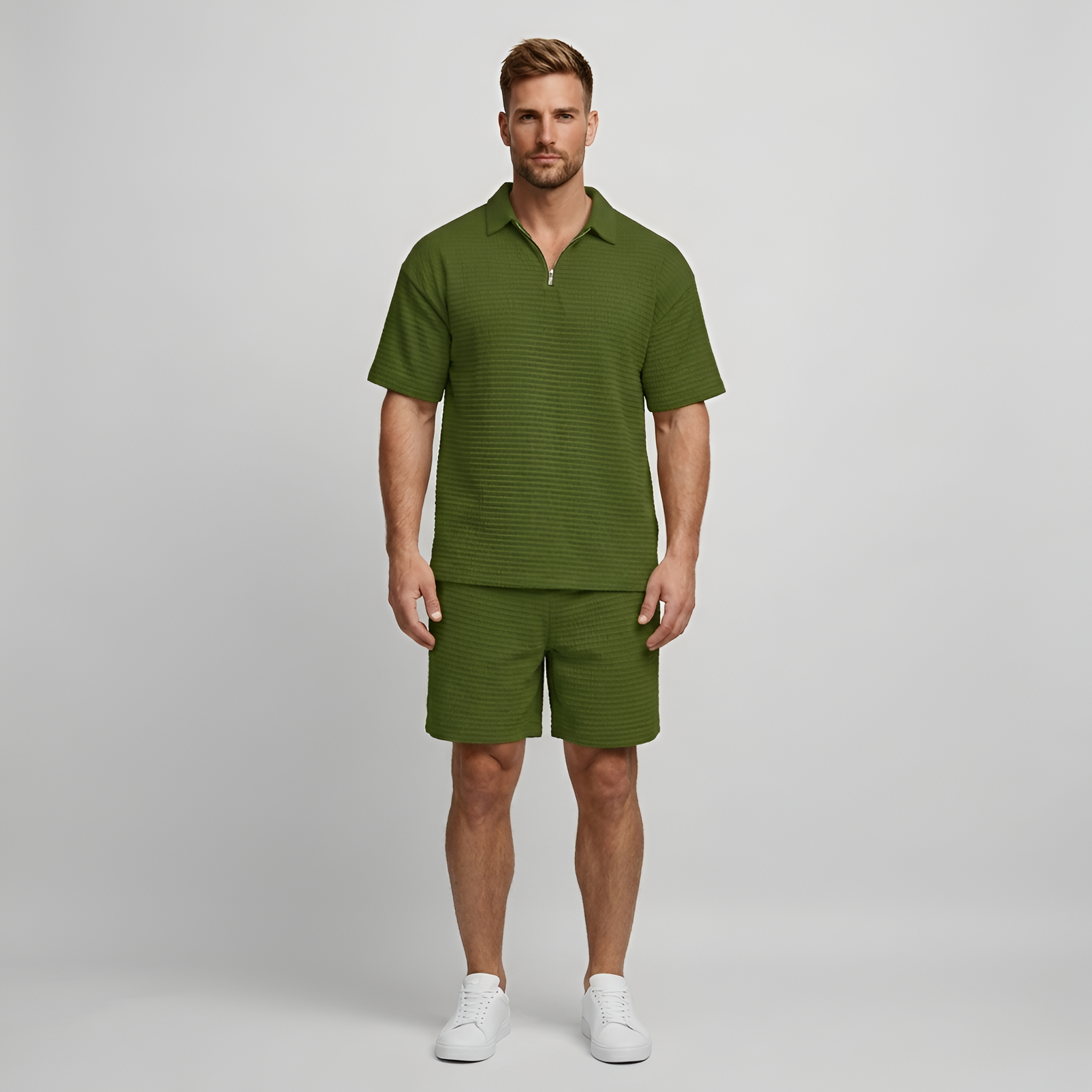 Completo uomo estivo con polo a maniche corte e bermuda coordinati