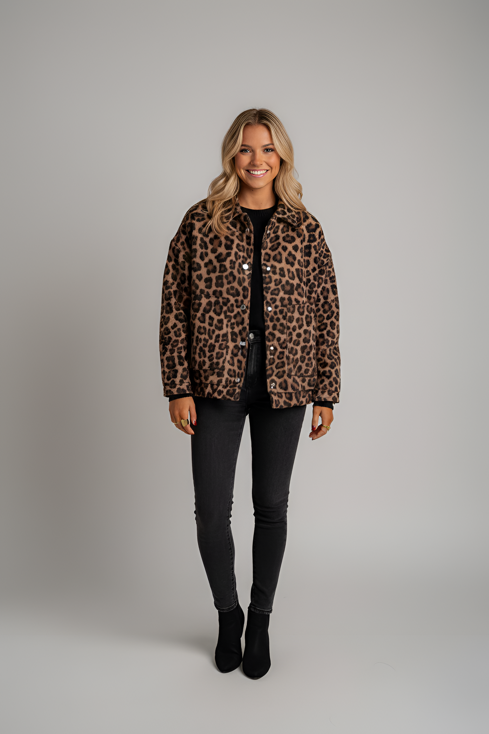 Valerios Fashion chaqueta de mujer animal print con botones ajuste regular