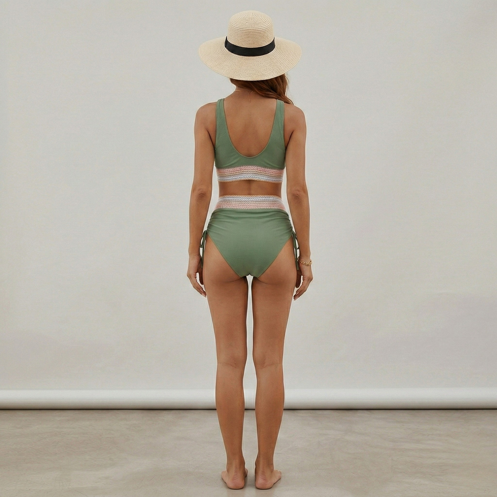 Bikini Donna a Vita Alta con Reggiseno Triangolo e Slip Regolabile