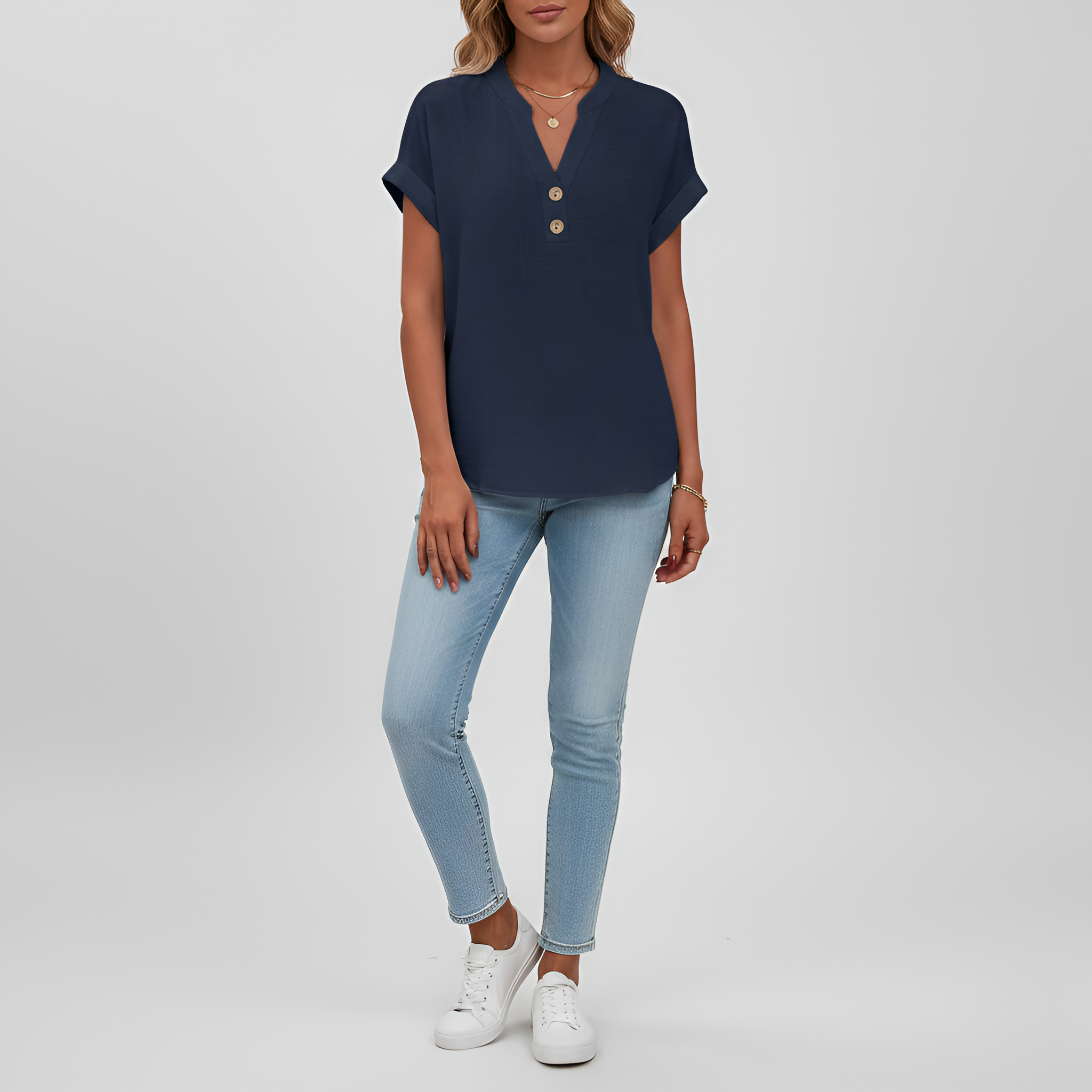 Blusa donna maniche corte in cotone con scollo a V e bottoni