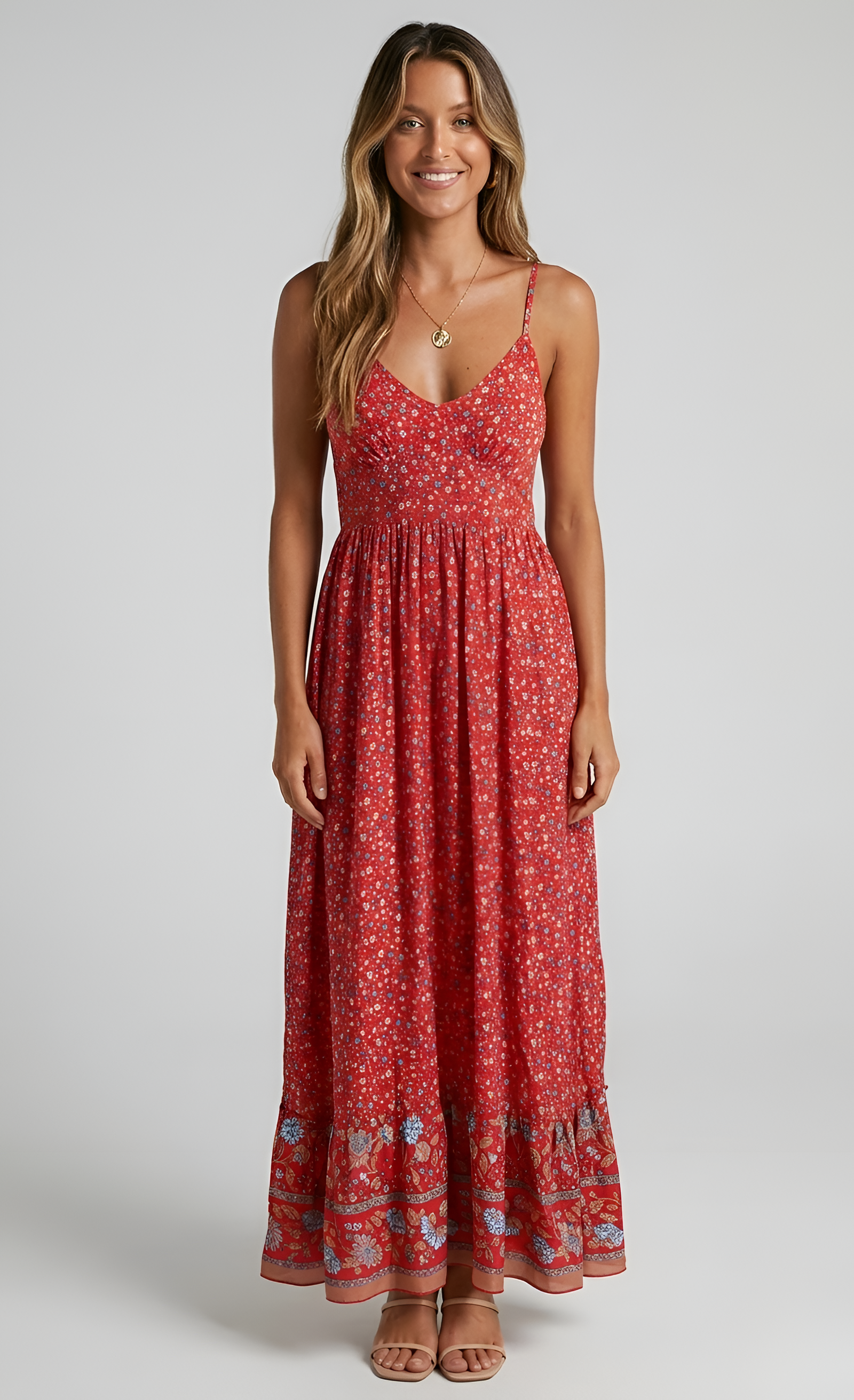 Robe longue femme fleurie avec fines bretelles et col rond décontracté d'été