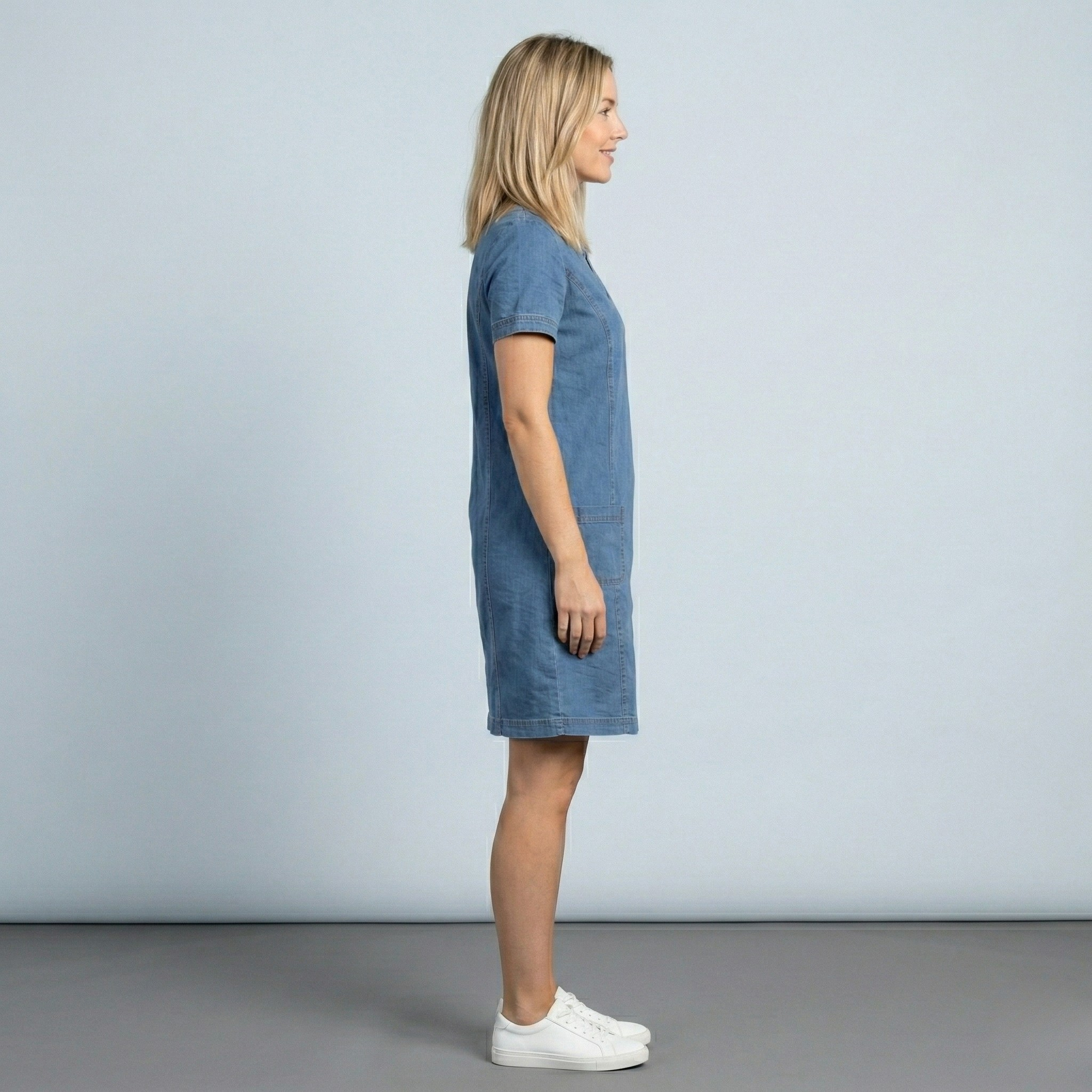 Vestito Donna in Denim Maniche Corte con Tasche e Scollo a V