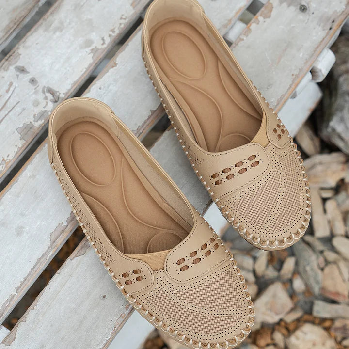Gerdien - Flat Orthopaedic Shoes