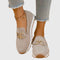 Sapatos Slip-On Femininos Respirantes com Detalhe Dourado