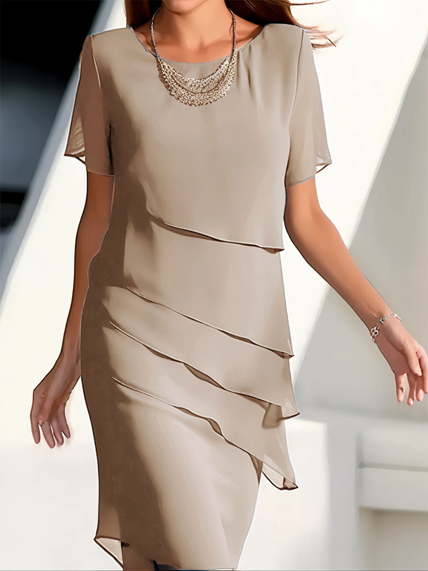 Robe légère en chiffon plissé