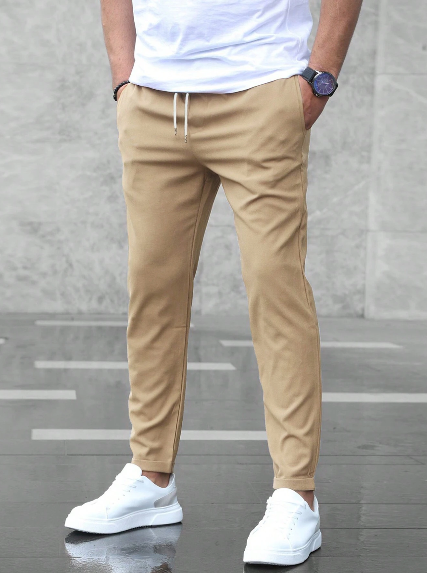 Herrebukser med stretch – komfortable med snøre – elastiske chinos