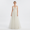 Nadina | Vestido de novia largo con escote en V, encaje floral y falda de tul