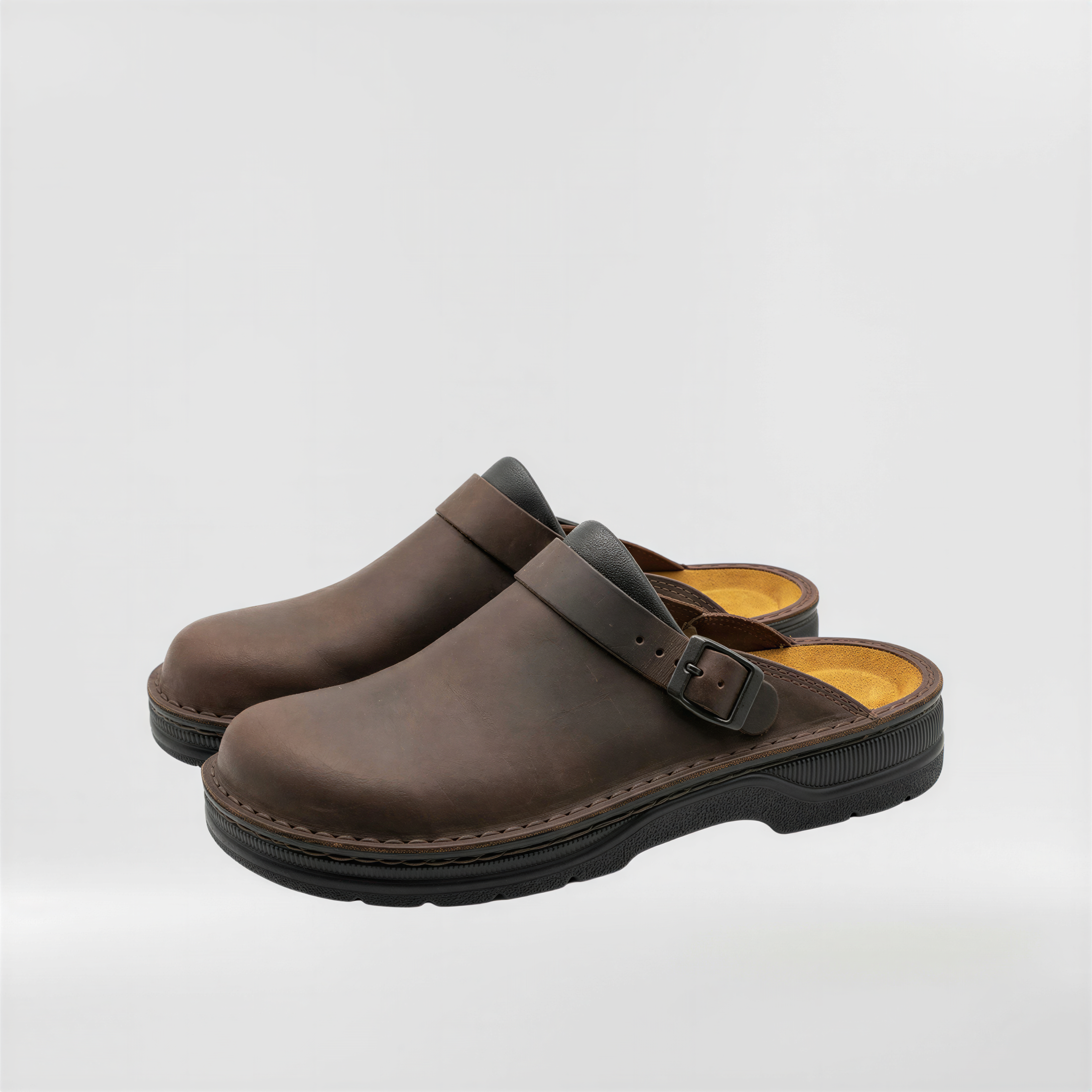 Men's closed slip-on clogs for everyday use (Copy)