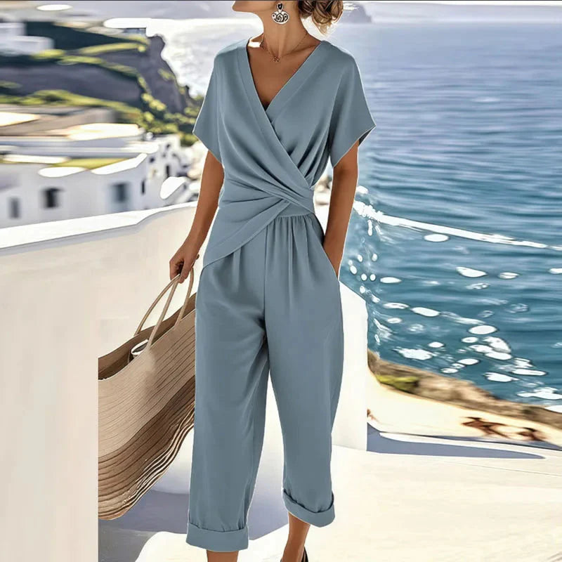 Combinaison Femme avec Col en V Croisé et Pantalon Court