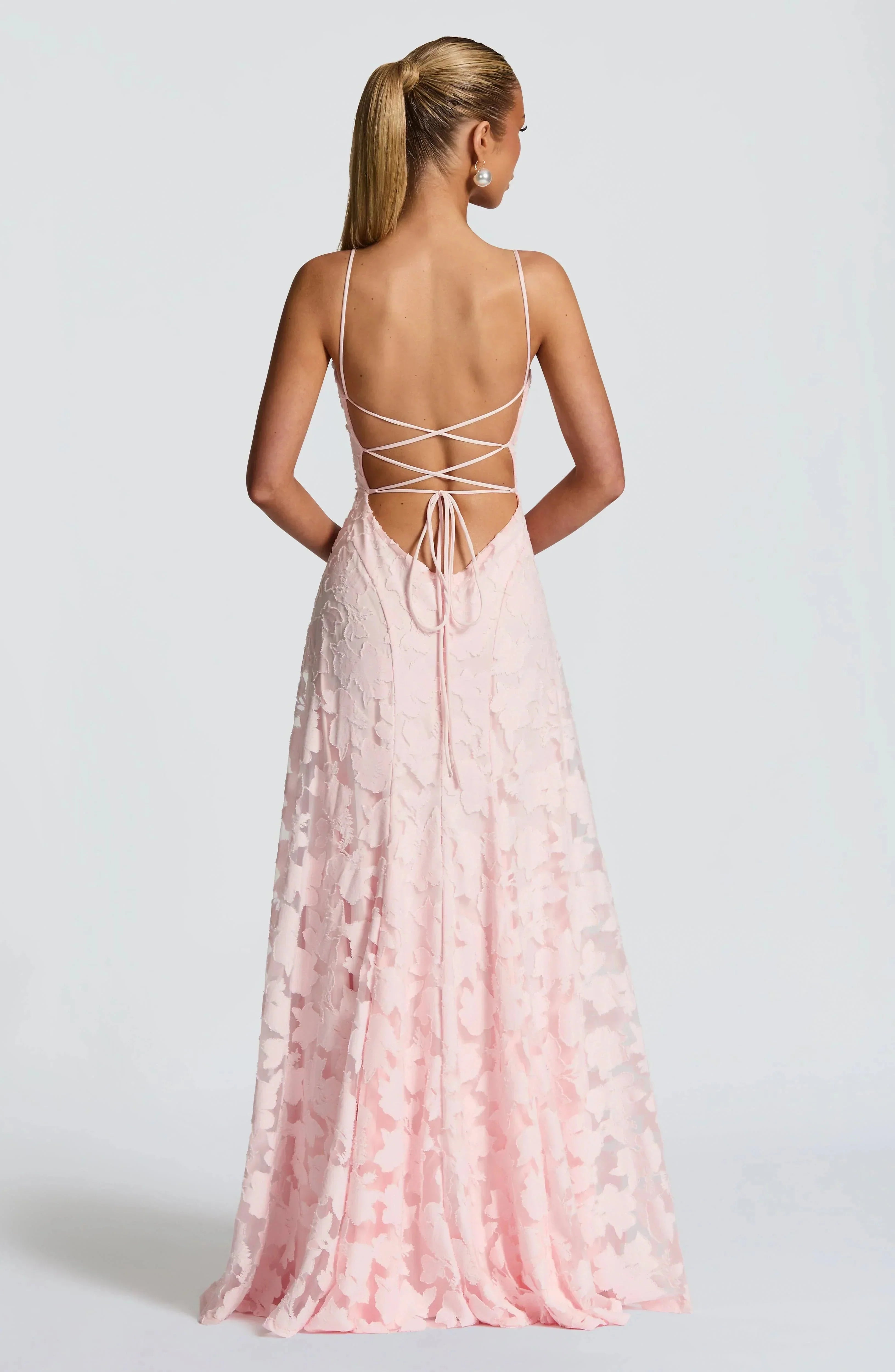Maxi robe femme sans manches avec capuche et motif floral